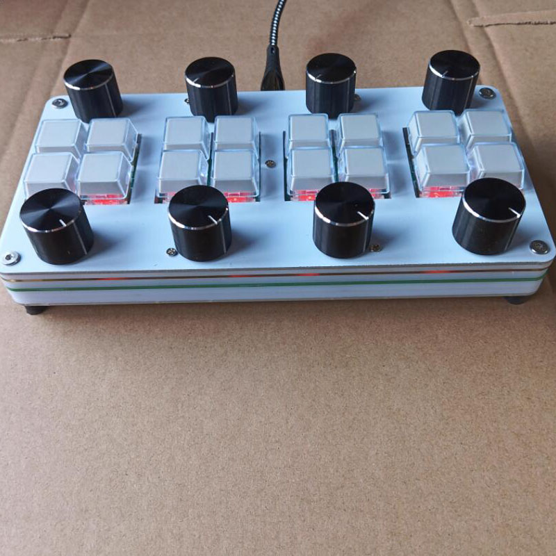 8개의 스위치와 8개의 댐핑 노브가 있는 DAW 소프트 - Midi Controller Pad 리뷰 및 가격